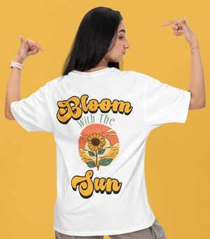 Bloom with the sun - Oversized women's T-shirt