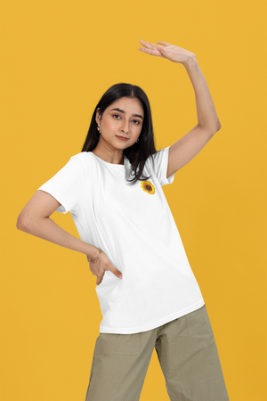 Bloom with the sun - Oversized women's T-shirt