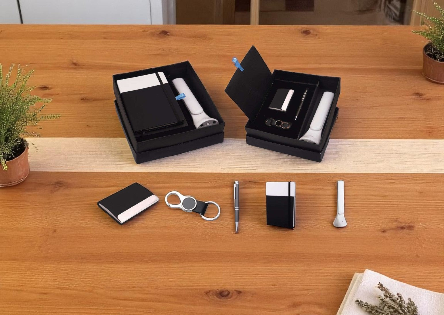 Compact 5 Piece Gift Set